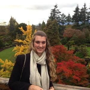 Meet your Posher, Lauren